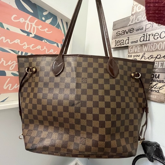 ❌ SOLD ❌Louis Vuitton Damier Ebene MM - Picture 6 of 16
